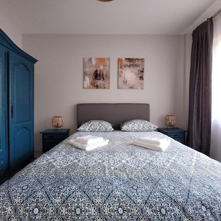 Lovely Apartment Near City Center Cluj-Napoca Luaran gambar
